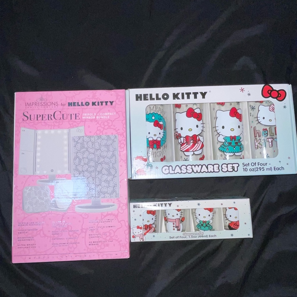 HELLO KITTY CHRISTMAS BUNDLE